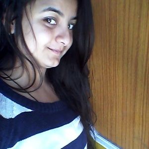 Meet your Posher, Deeksha